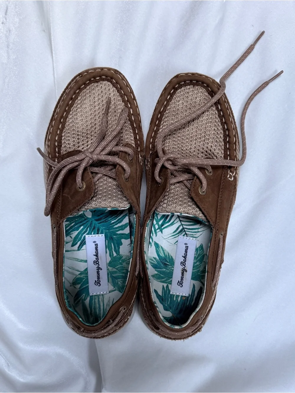 Tommy Bahama Men's Taupe and Brown Mesh Lace-Up Boat Shoes